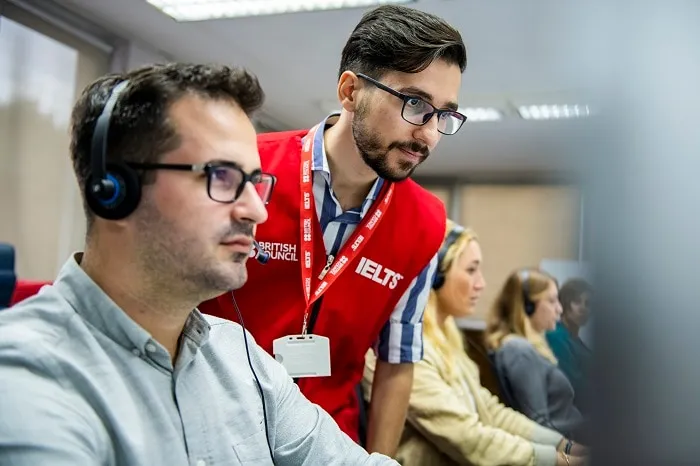 IELTS on Paper vs Computer: Which is Best for me? 