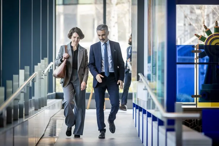 Job Interviews in English: Success as a Non-Native Speaker 